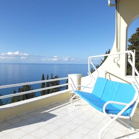 Villa Alibertini Agios Gordios  Buitenkant foto