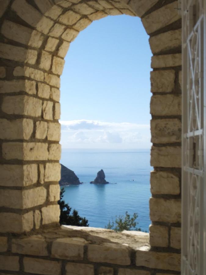 Villa Alibertini Agios Gordios  Buitenkant foto