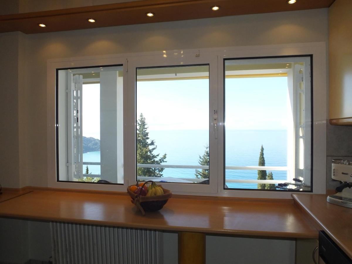 Villa Alibertini Agios Gordios  Buitenkant foto